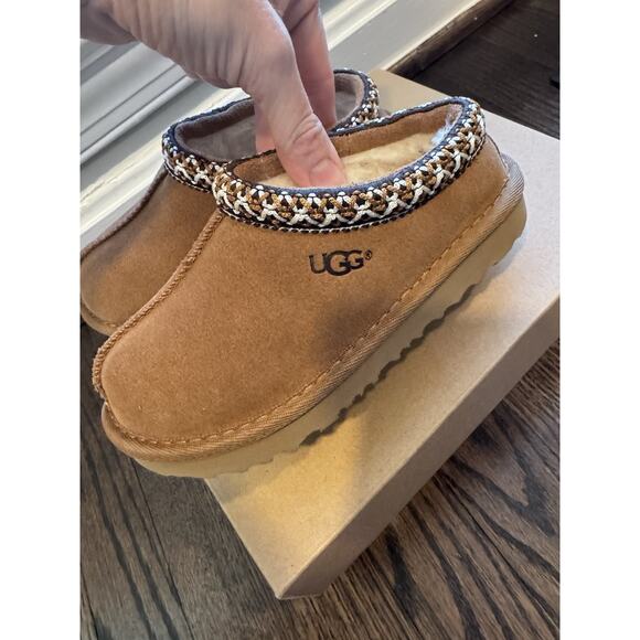 UGG Tasman Slippers Chestnut Little Kids Size 10c NIB NEW - Picture 8 of 13
